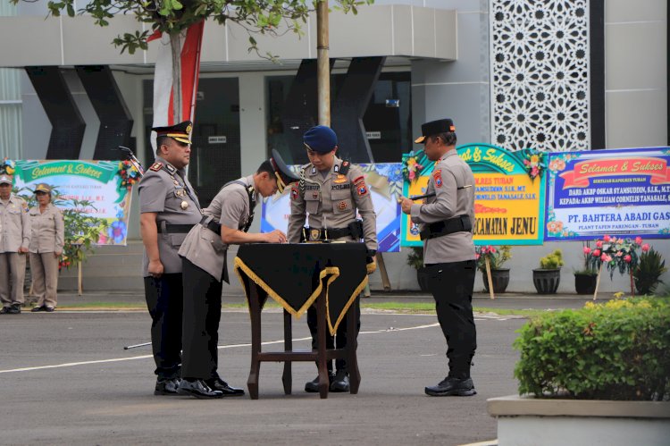 Kunjungan Kerja, Kapolda Jatim Pimpin Upacara Sertijab Kapolres Tuban